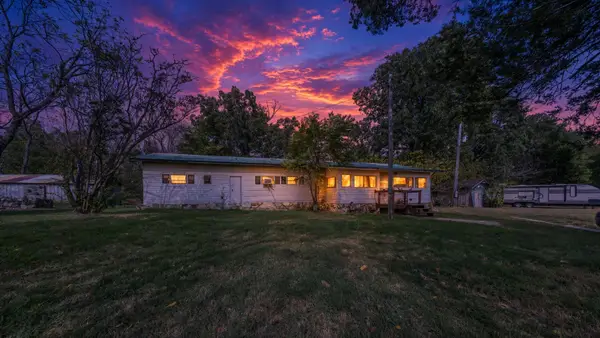 31593 U.s. Highway 160, Tecumseh, MO 65760