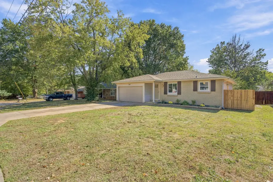 748 W Crestview Street, Springfield, MO 65807 - #2