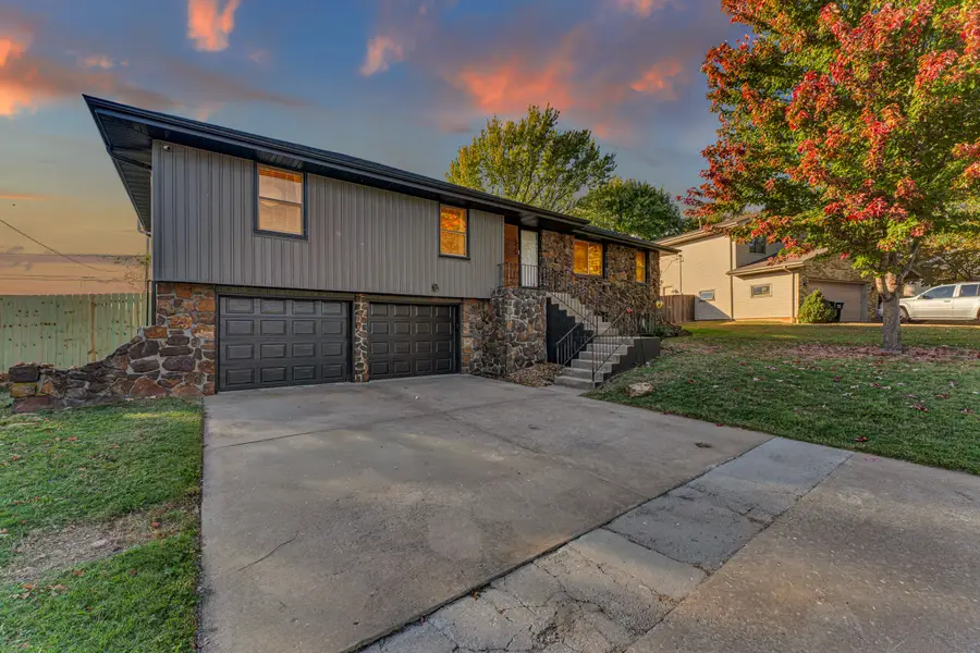 5835 S Geronimo Drive, Springfield, MO 65810 - #2