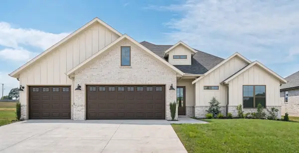1750 S Crepe Myrtle Lane, Springfield, MO 65809