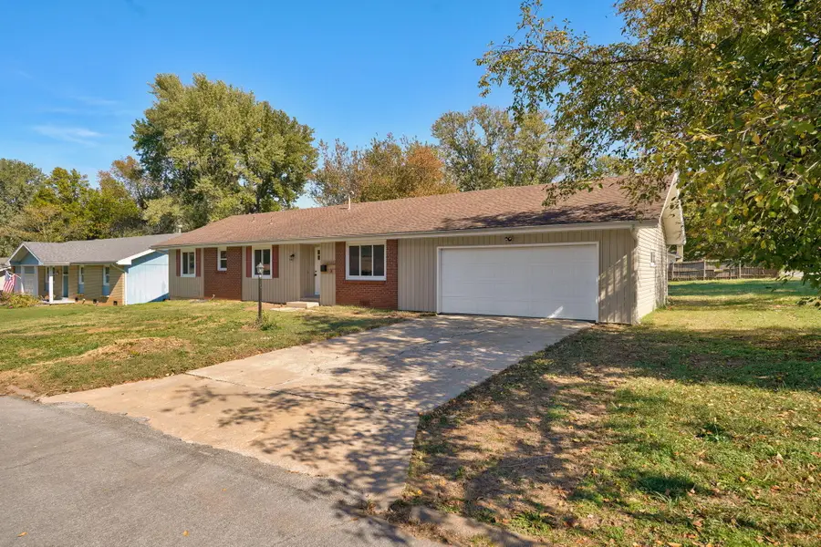 3560 S Ferguson Avenue, Springfield, MO 65807 - #3