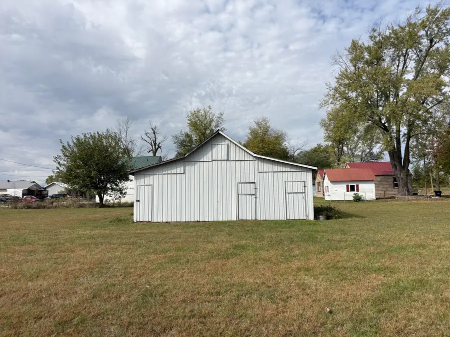 1227 N Maple Street, Buffalo, MO 65622 - #2