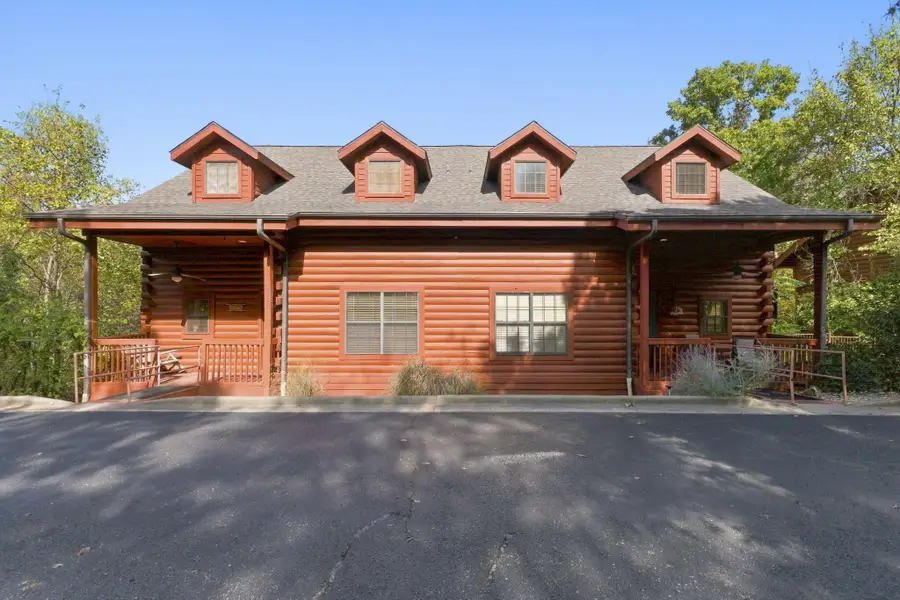 221 Oakridge Road, Branson, MO 65616 - #2