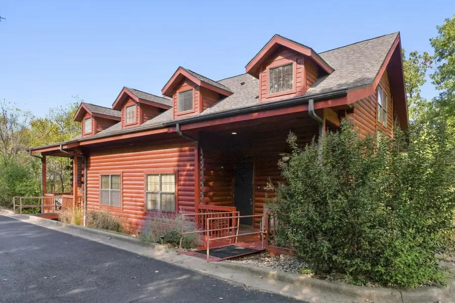 221 Oakridge Road, Branson, MO 65616 - #3