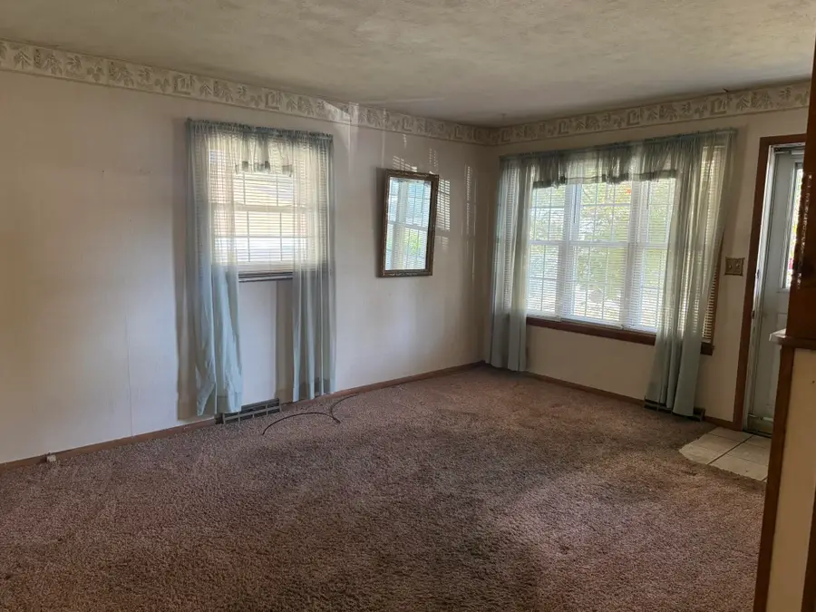 2425 N Rogers Avenue, Springfield, MO 65803 - #3