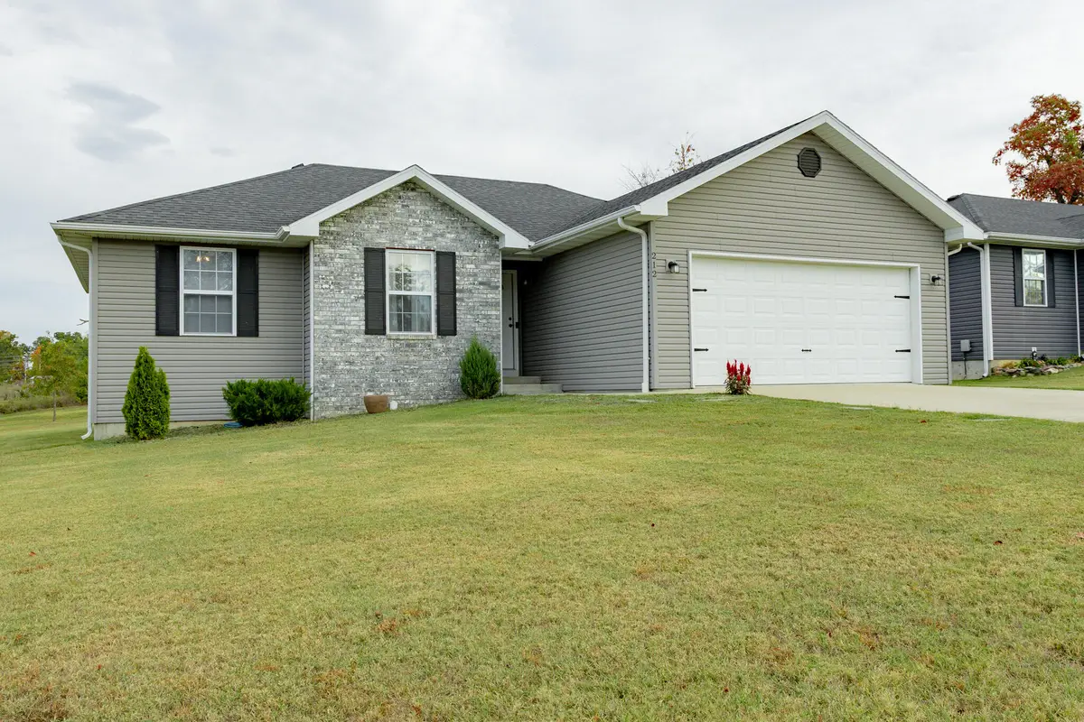 212 Eagle Nest, Cassville, MO 65625 - #1