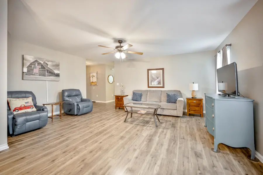 212 Eagle Nest, Cassville, MO 65625 - #3