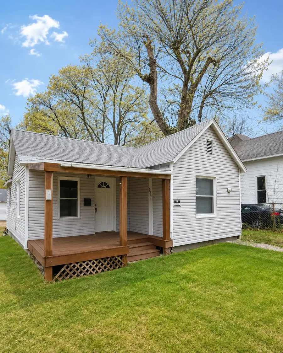 527 S Broadway Avenue, Springfield, MO 65806 - #2