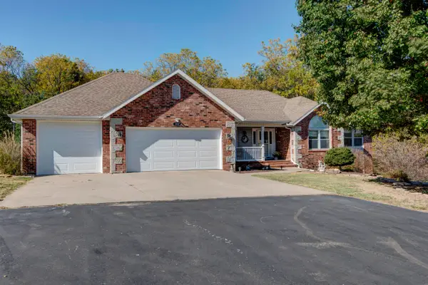 1807 Quail Lane, Nixa, MO 65714