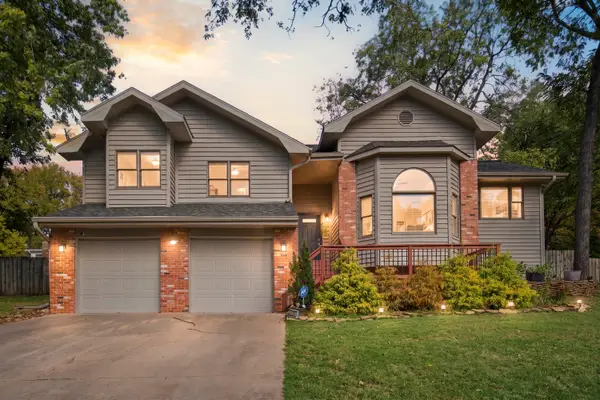 1943 E Buena Vista Street, Springfield, MO 65804