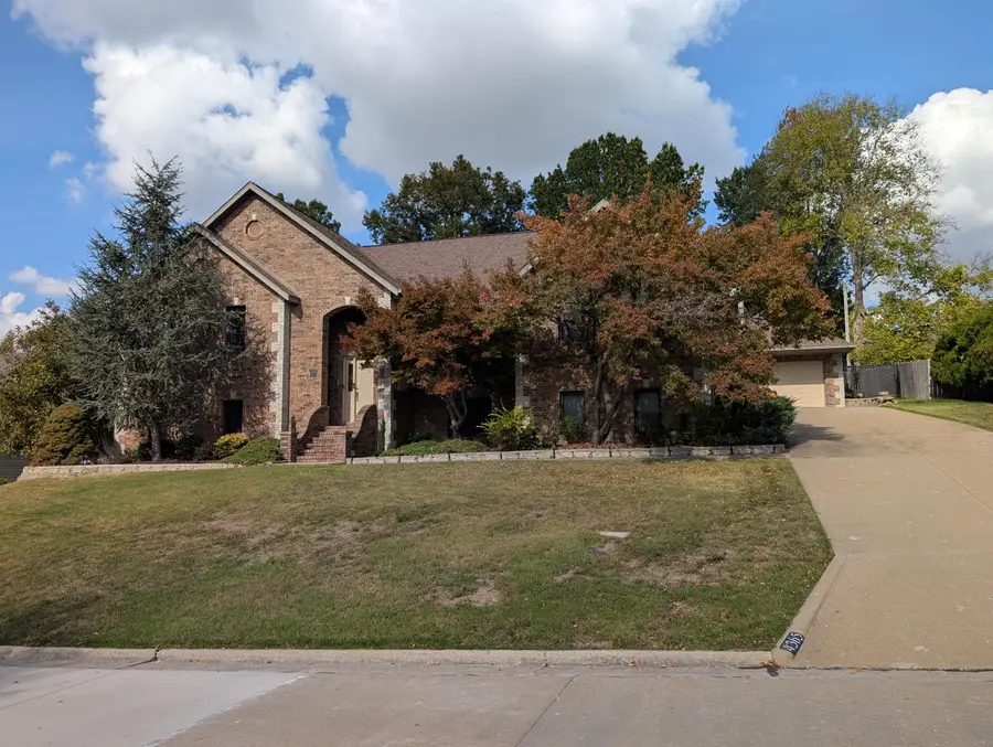 4365 E University Street, Springfield, MO 65809 - #2