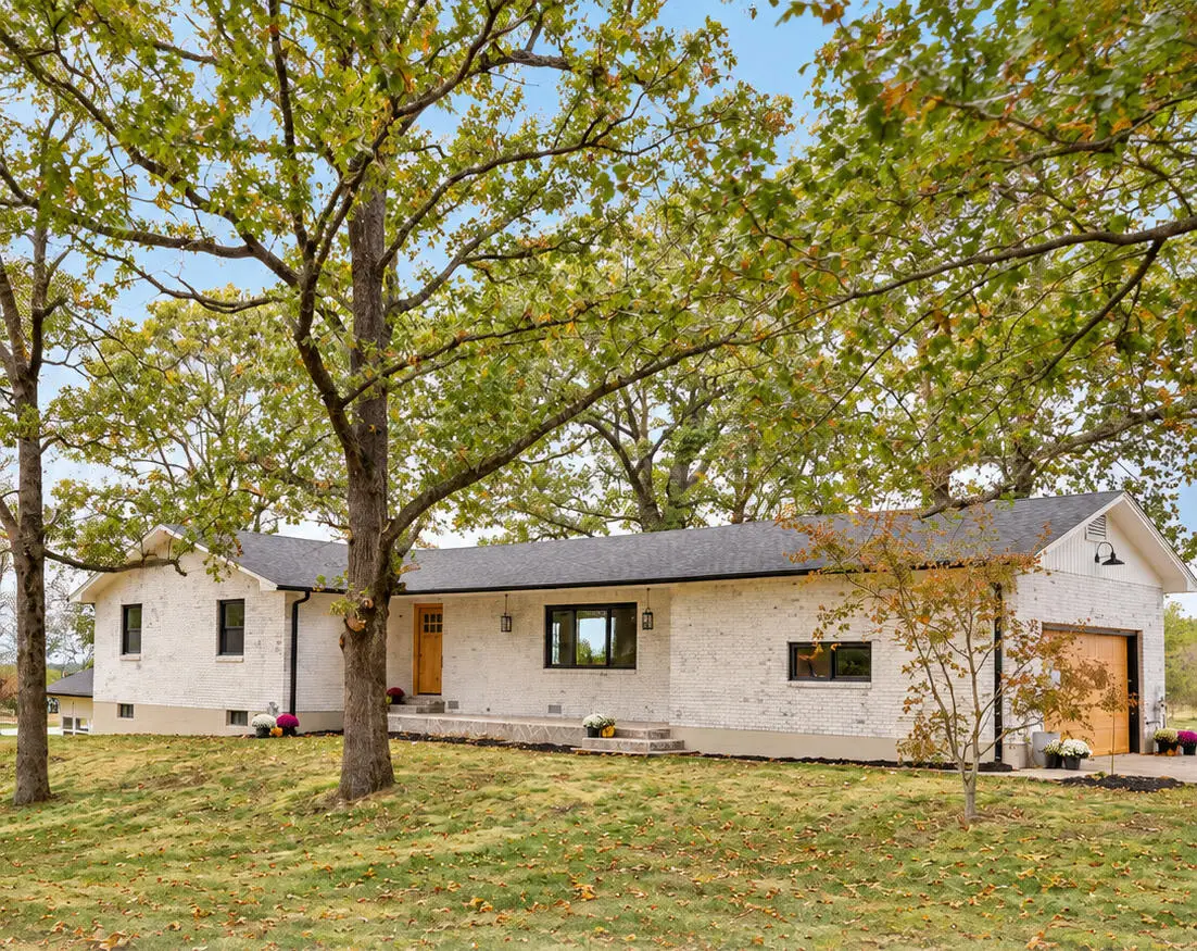 8333 W Veterans Boulevard, Clever, MO 65631 - #1