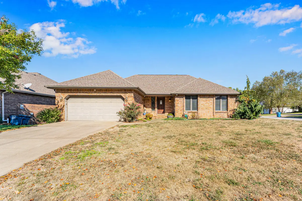 1385 W Evans Street, Springfield, MO 65810 - #1