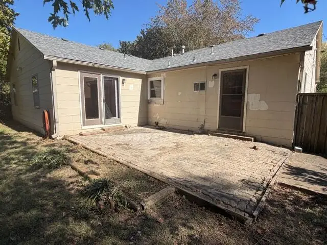2223 S Clay Avenue, Springfield, MO 65807 - #3