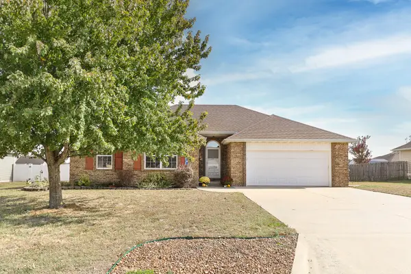 4760 S 129th Road, Bolivar, MO 65613