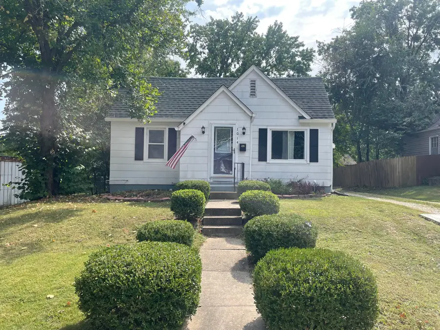 1014 E Love Street, Mexico, MO 65265 - Image #2