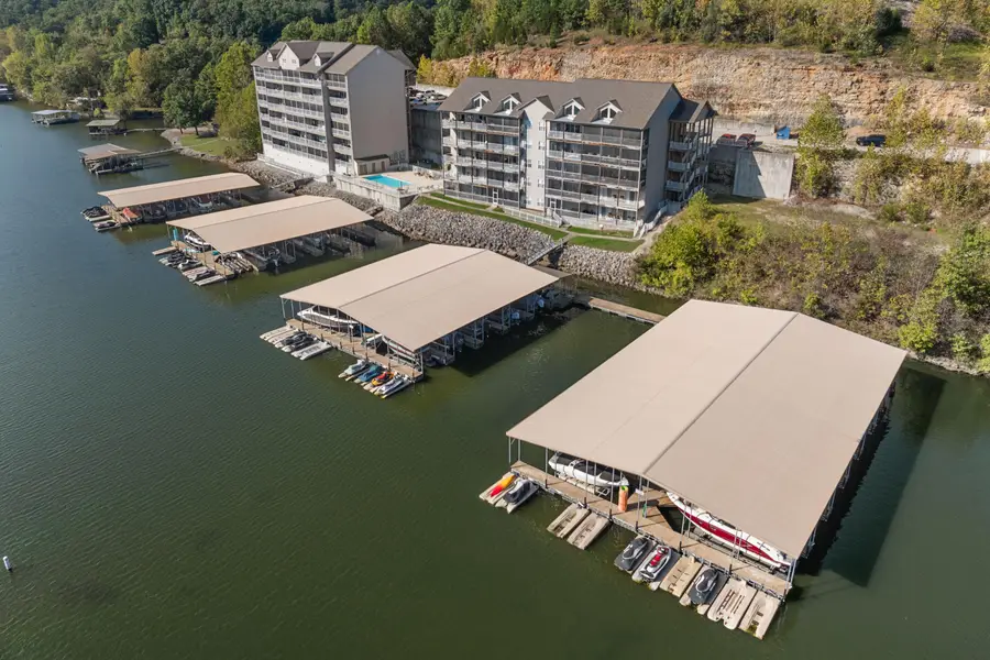 166 Oak Harbor Dr #2a, Camdenton, MO 65020 - Image #2