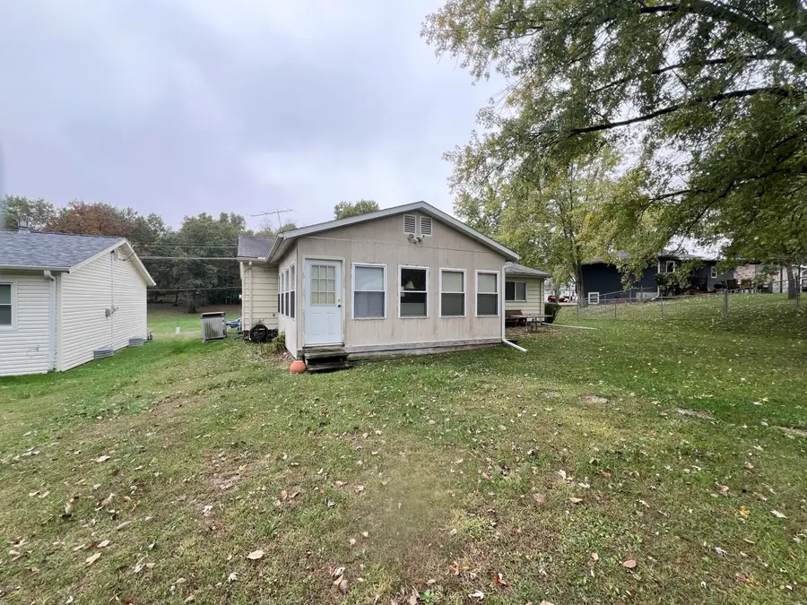 403 E Vine Street, Mexico, MO 65265 - Image #2