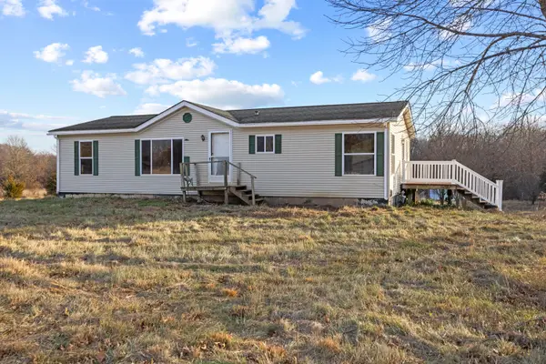 5410 State Rd E, Auxvasse, MO 65231