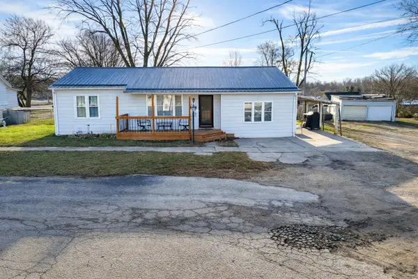 202 W Mulberry Street, Huntsville, MO 65259