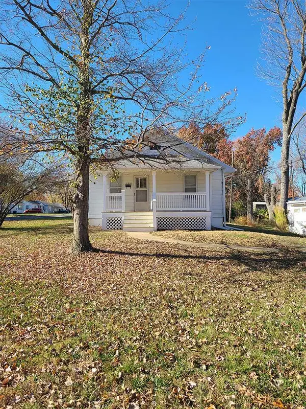 1725 West Street, Mexico, MO 65265