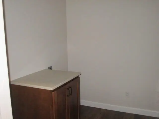 808 N Barela Circle, Centralia, MO 65240 - #2