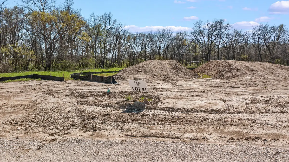 2739 Butler Place, Kingdom City, MO 65262 - #1