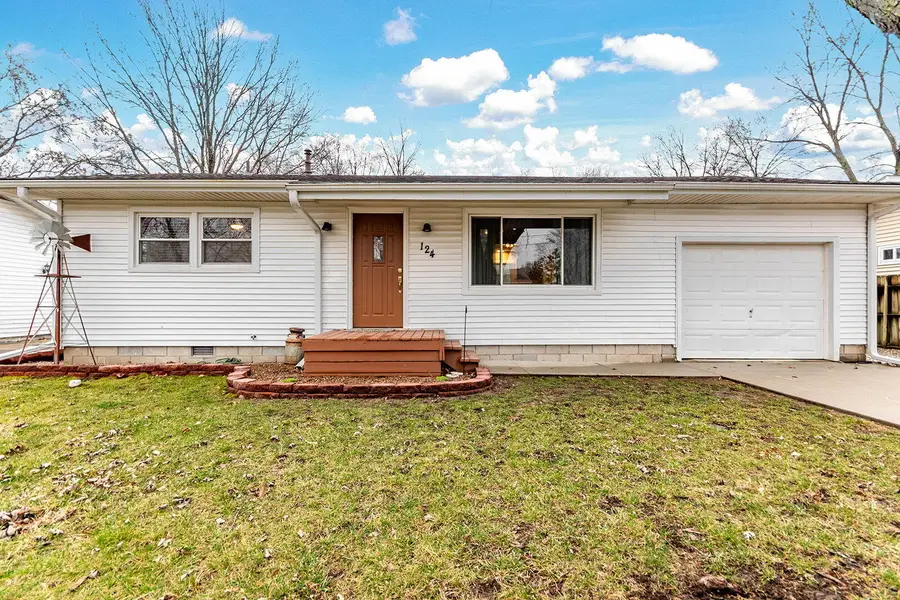 124 Adams Street, Centralia, MO 65240 - #3