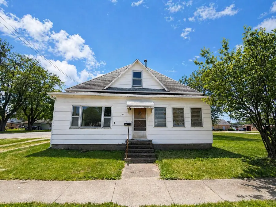 330 Morehead Street, Moberly, MO 65270 - #2