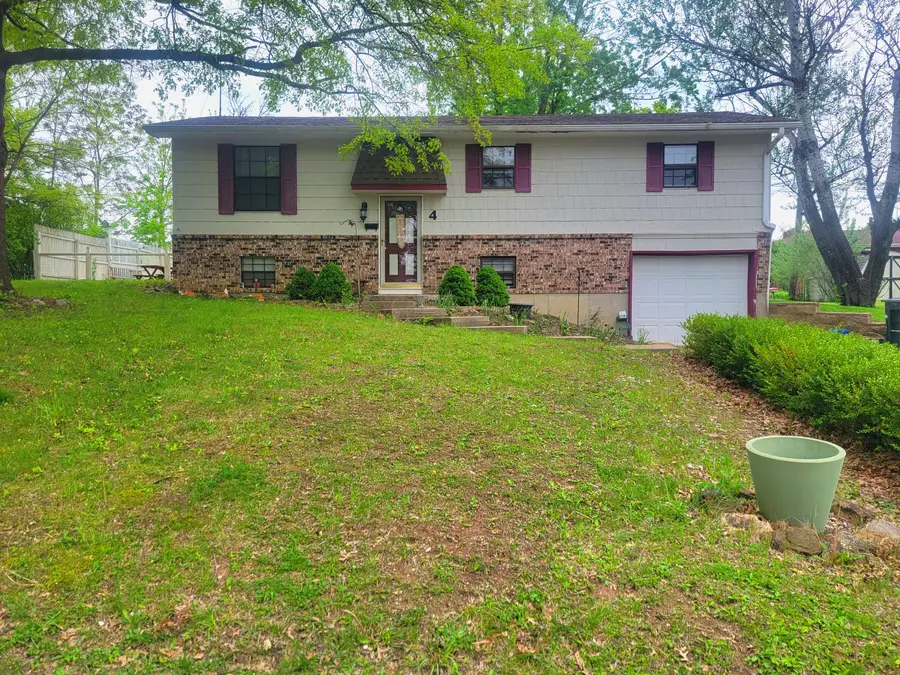 4 Lynn Avenue, Fulton, MO 65251 - #2