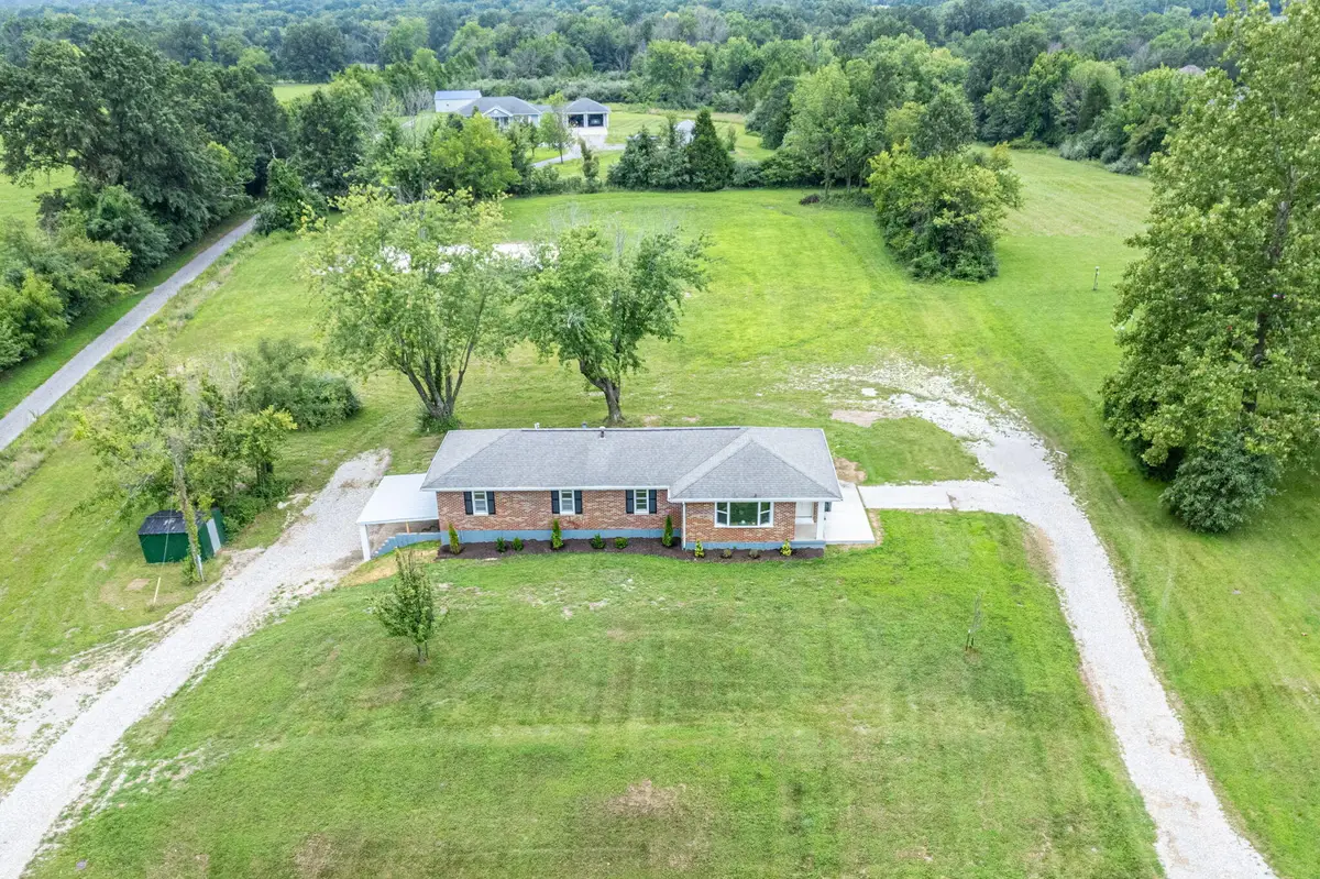 910 E Saint Eunice Road, Fulton, MO 65251 - #1