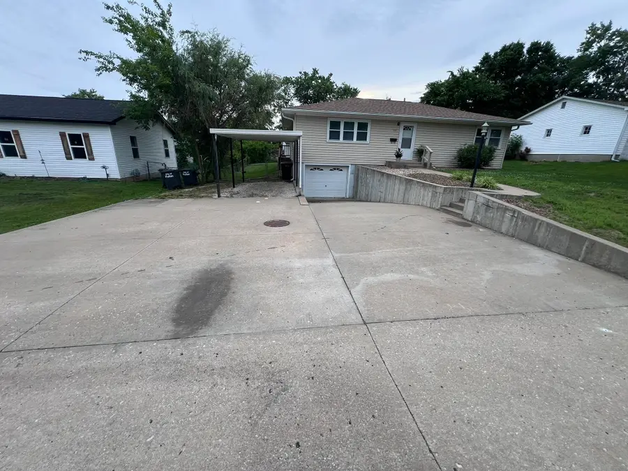 901 E Morningside Drive, Fulton, MO 65251 - #3