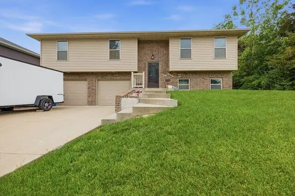 105 Mars Street, Holts Summit, MO 65043