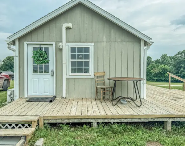 1617 County Road 1470, Moberly, MO 65270