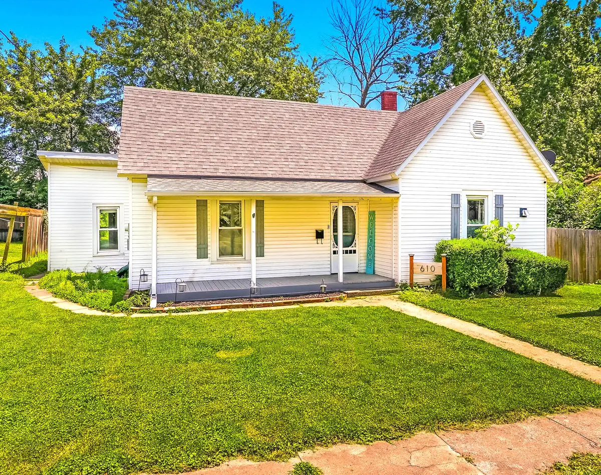 610 Grand Ave Avenue, Fulton, MO 65251 - #1
