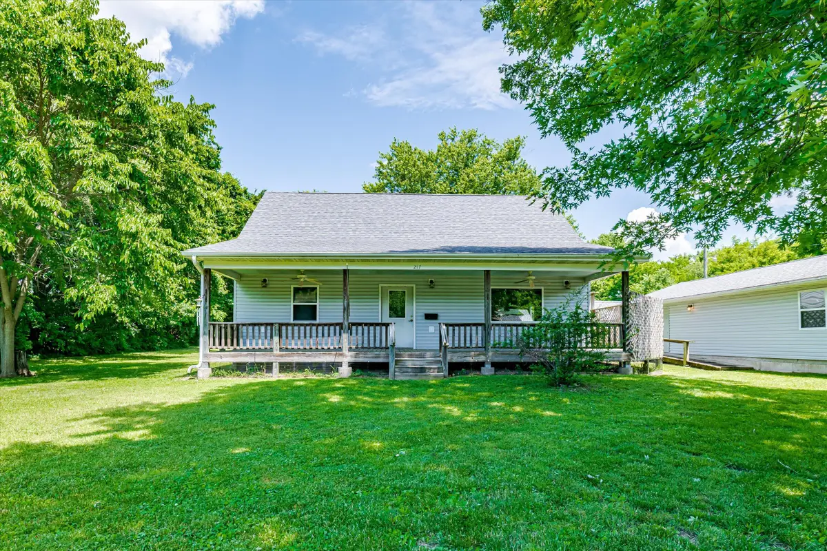 215 & 217 W 2nd Street, Fulton, MO 65251 - #1
