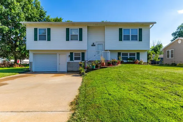 1512 Pinelawn Court, Mexico, MO 65265