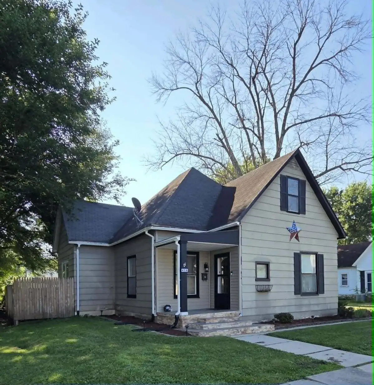 416 S Collier Street, Centralia, MO 65240 - #1