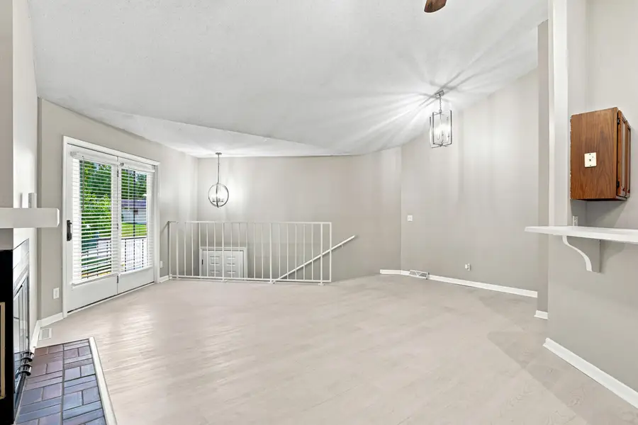1806 Park De Ville Place, Columbia, MO 65203 - #3