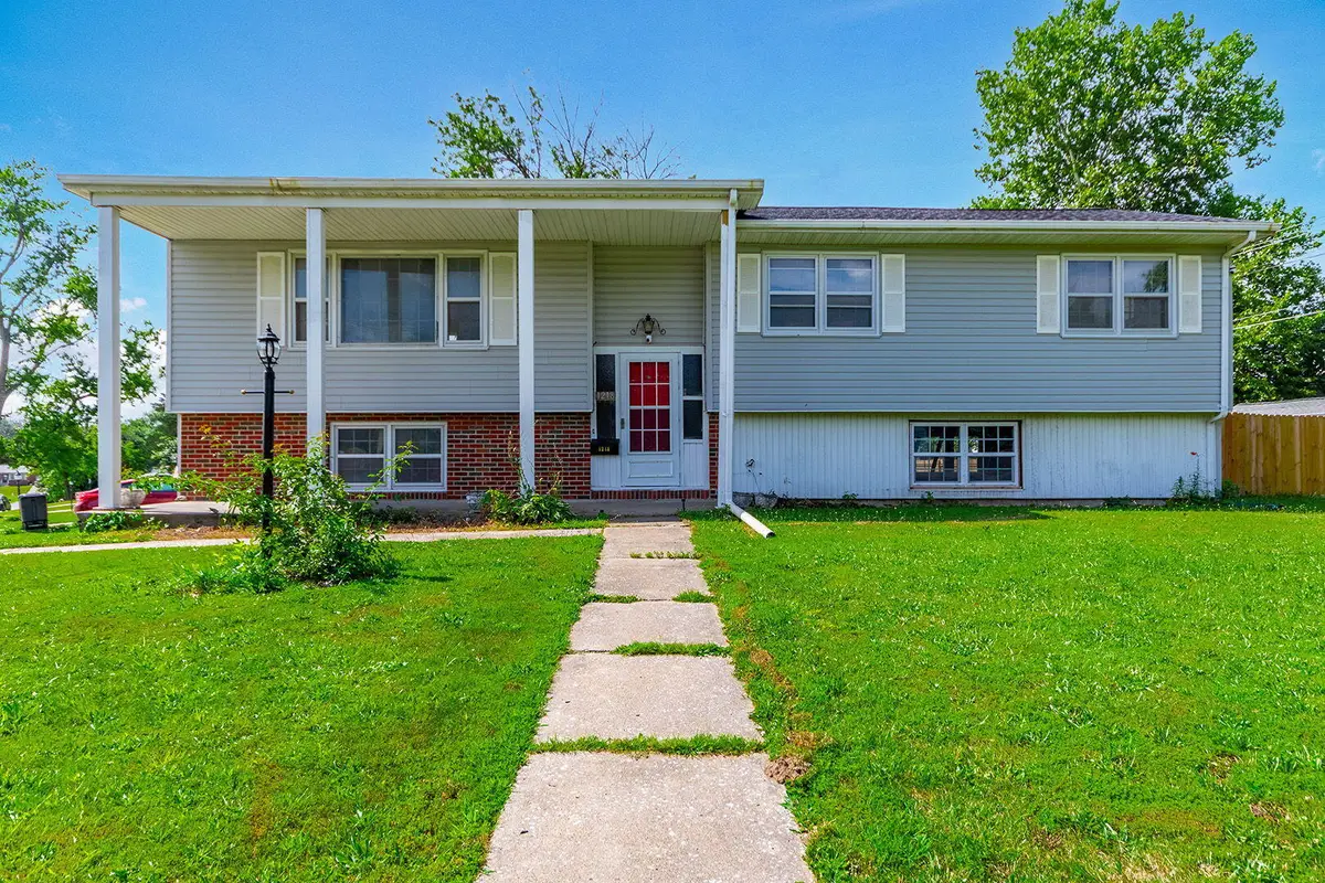 1218 Hendricks Drive, Mexico, MO 65265 - #1
