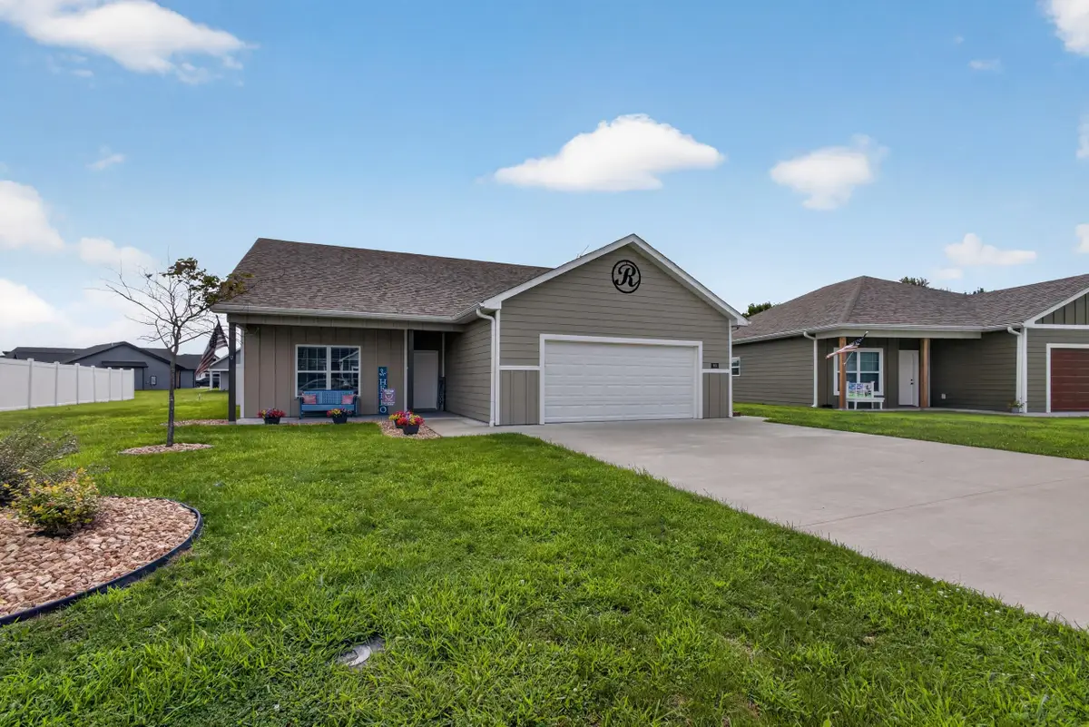 966 N Hickman Street, Centralia, MO 65240 - #1