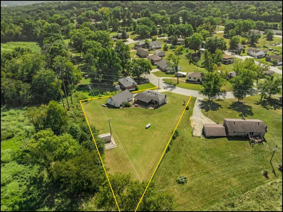 3438 Horseshoe Road, Jefferson City, MO 65109 - #2