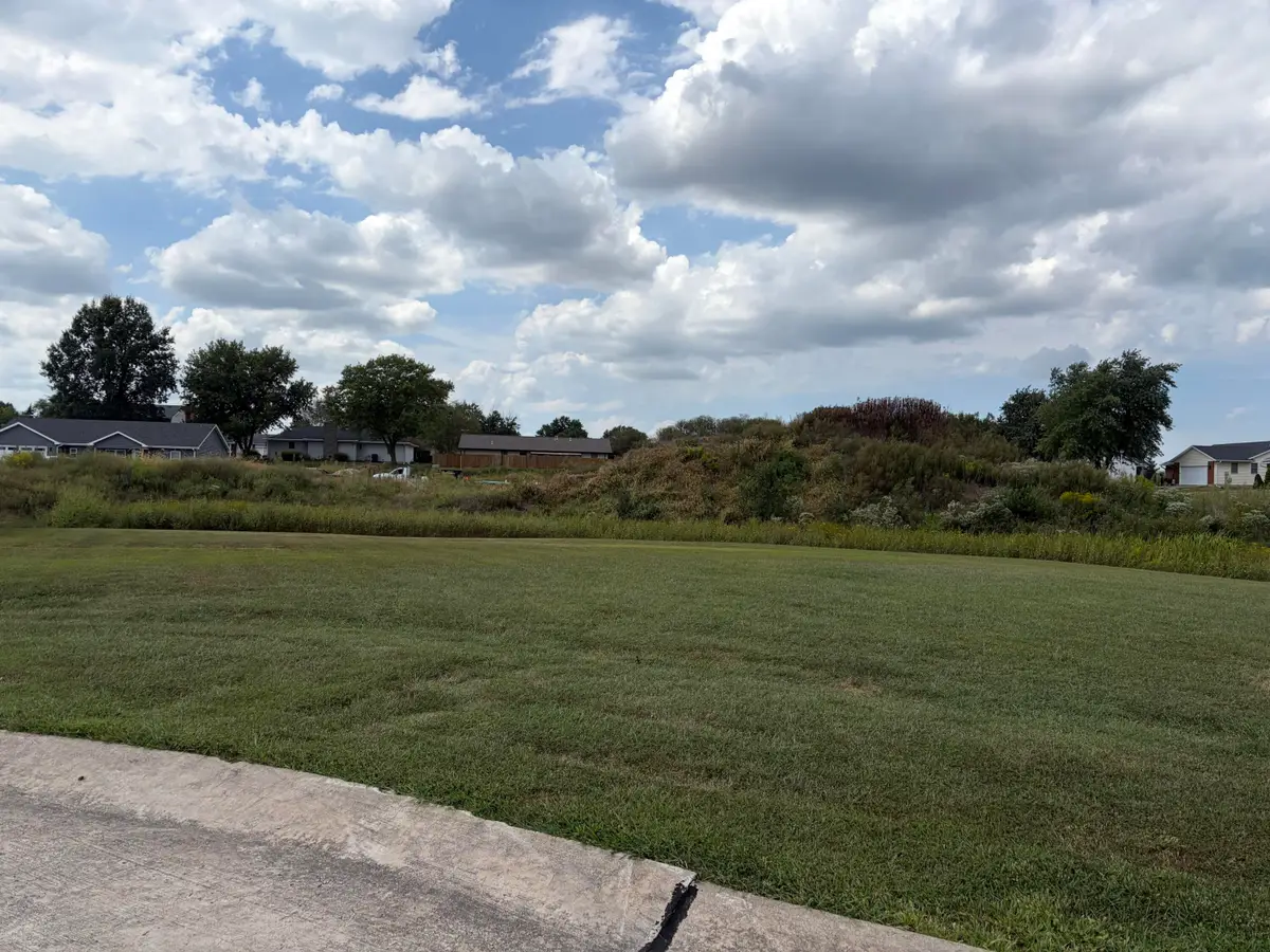 Lot 8 Cardinal, Mexico, MO 65265 - #1