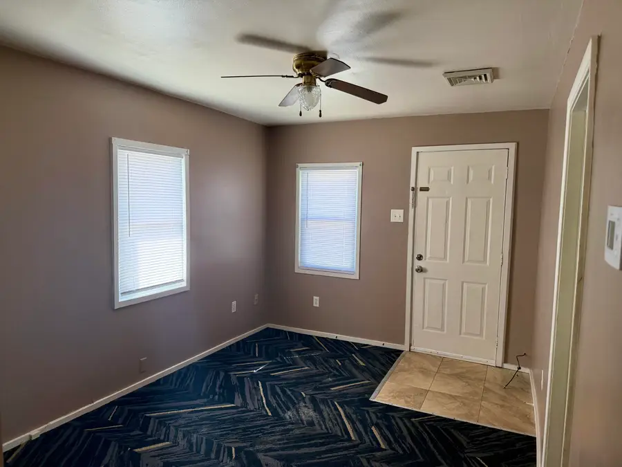 1510 N Washington Street, Mexico, MO 65265 - #3
