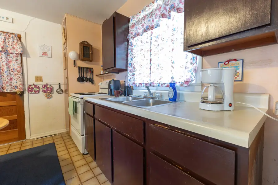 630 S Central Street, Centralia, MO 65240 - #2