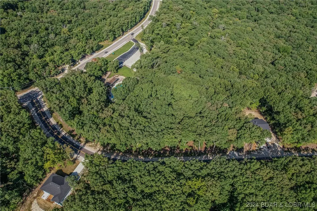 Lot 1015 Nassau Drive, Village Of Four Seasons, MO 65049 - Image #1