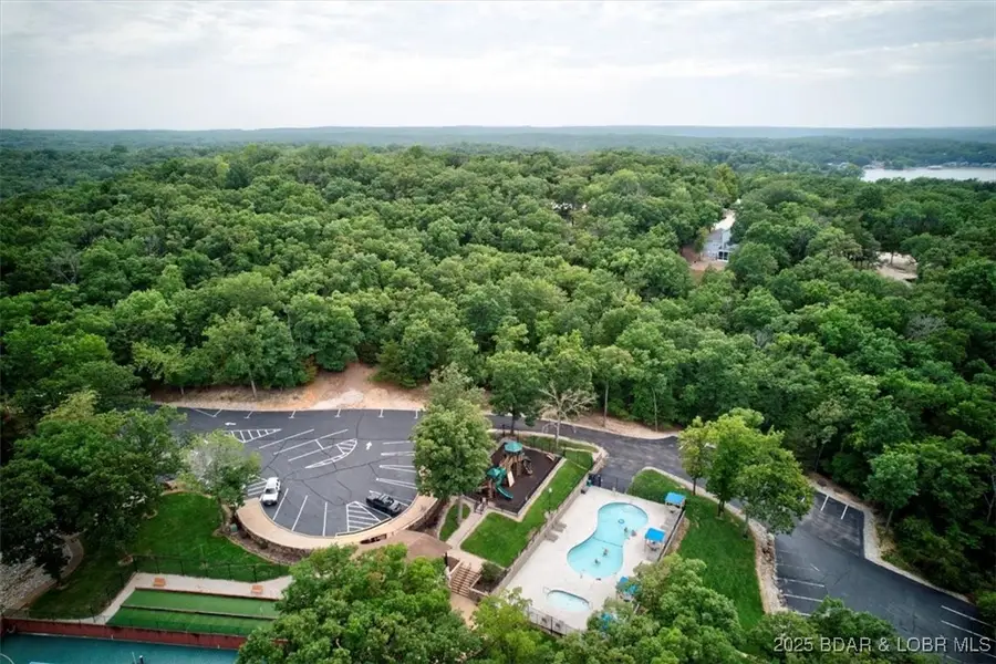 Lot 175 Albany Drive, Village Of Four Seasons, MO 65049 - Image #2