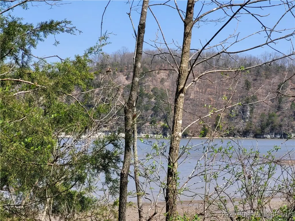 Emerald Hills Drive #Phase 4 Lot 2, Edwards, MO 65326 - Image #1