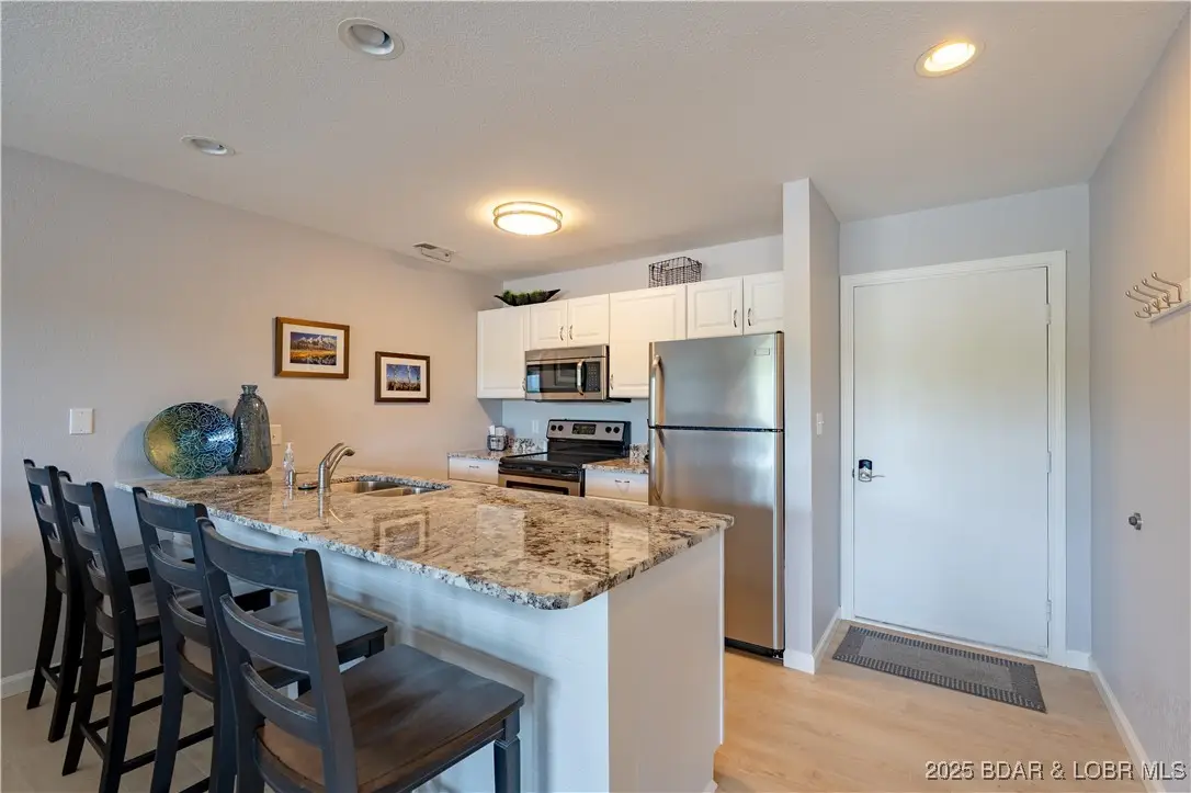 812 Indian Pointe #812, Osage Beach, MO 65065 - Image #1