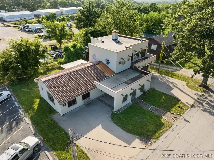 45 Lake Road, Camdenton, MO 65020 - Image #2